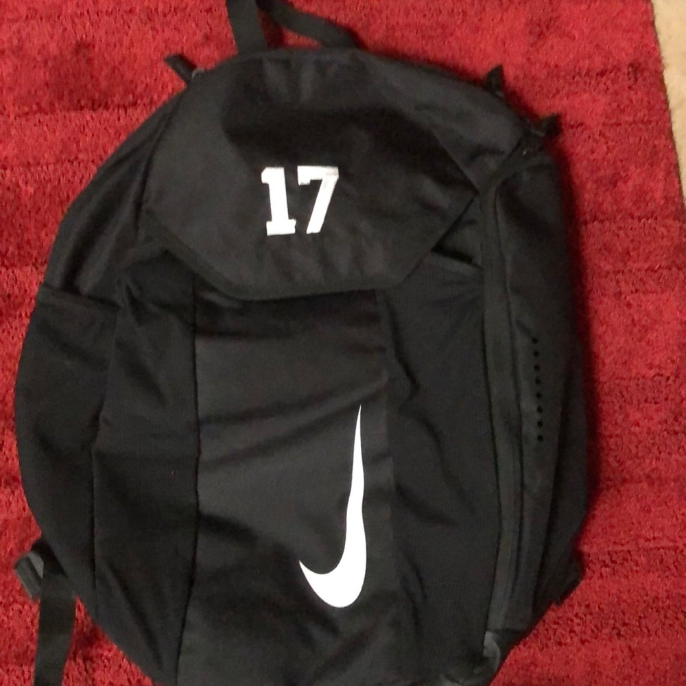 NIKE BACKPACK